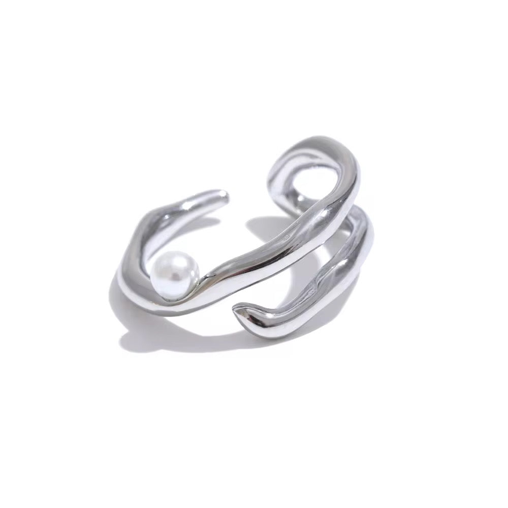 Noelle Silver Ring
